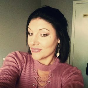 Meet your Posher, Deanna